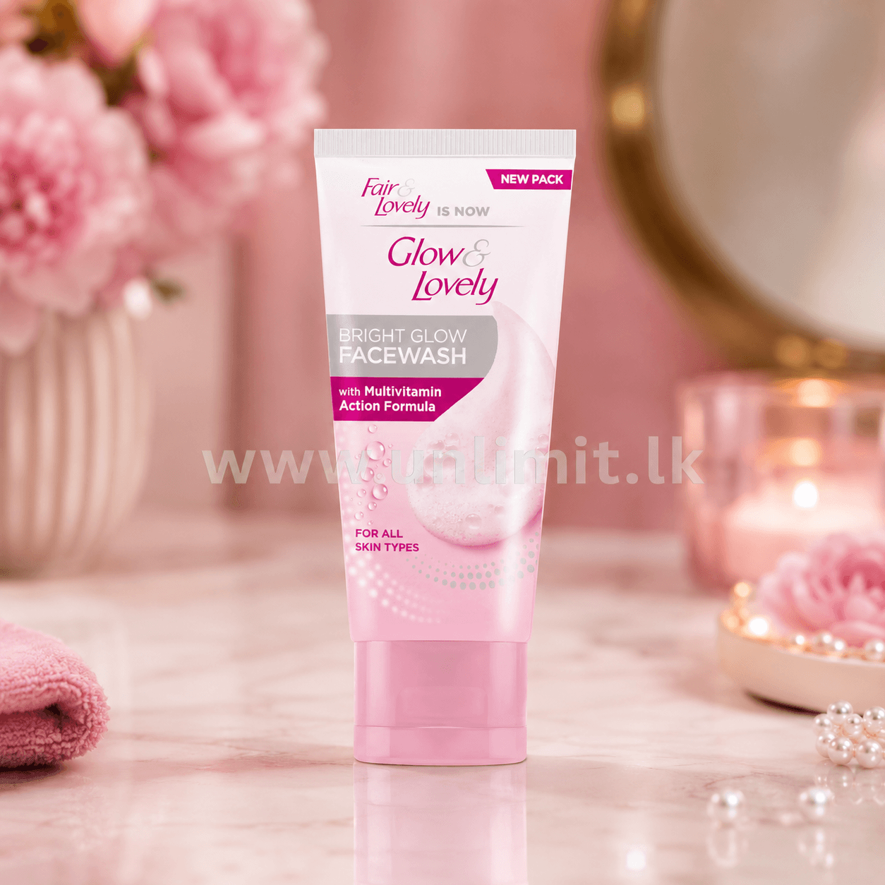 Glow & Lovely Bright Glow Facewash 50g